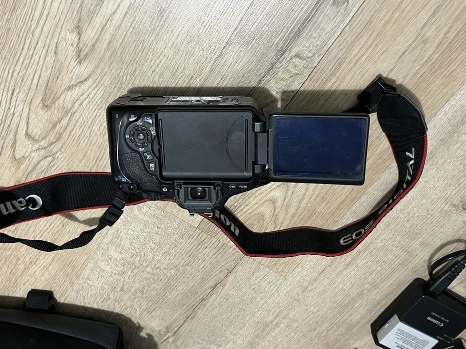 Canon 600D +2 обьектива, сумка и коробки