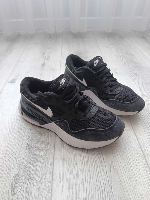 Nike Air Max SYSTM