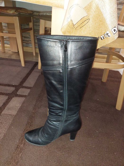 Ботуши  естествена кожас висок ток