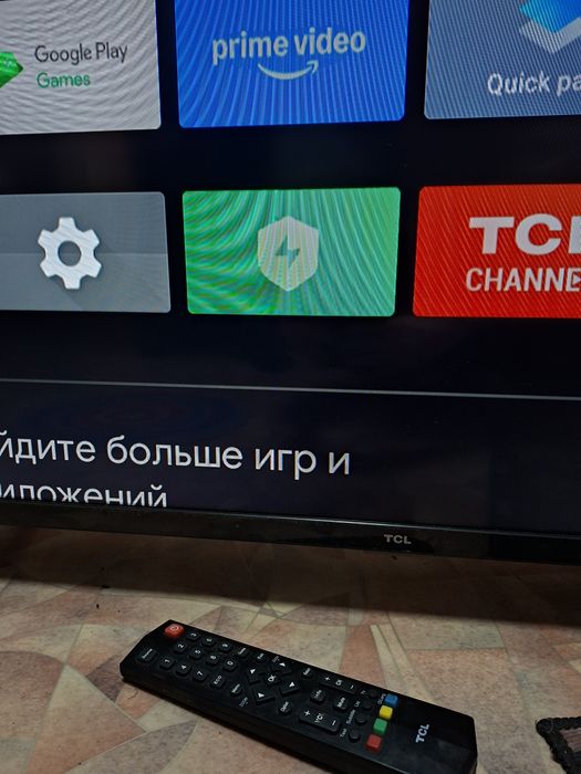 Продам смарт телевизор