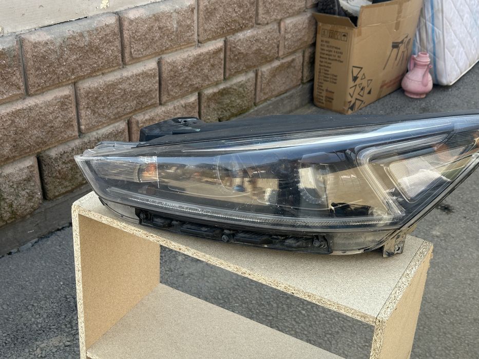 Фары оригинал на киа к7 2016год