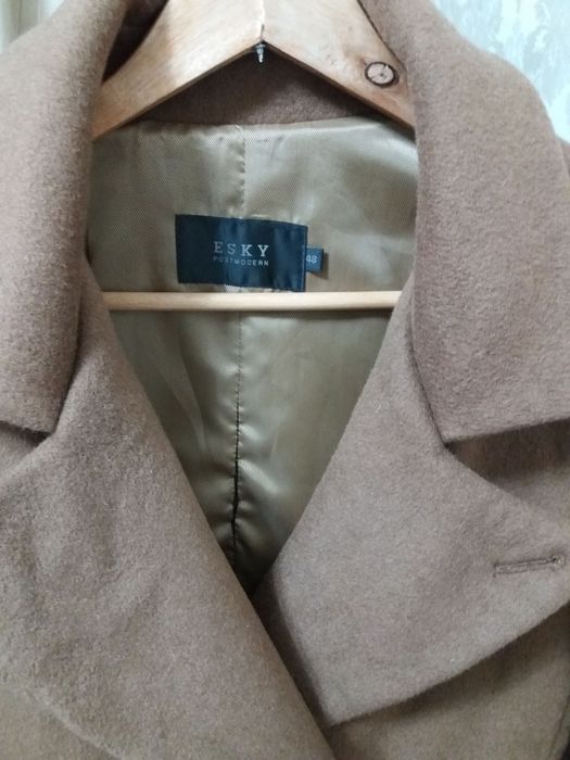 Фирменное теплое  пальто