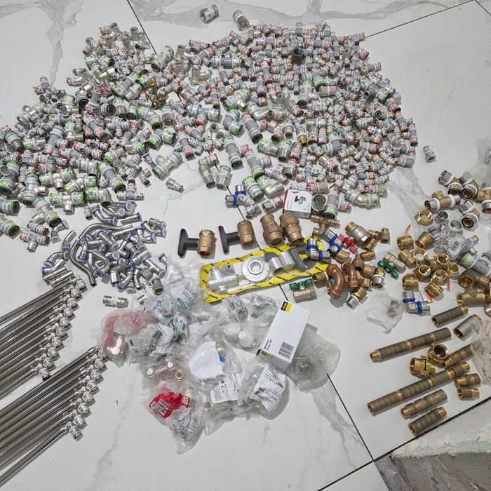 Fitinguri UPONOR VIEGA  vand tot ce se vede ieftin