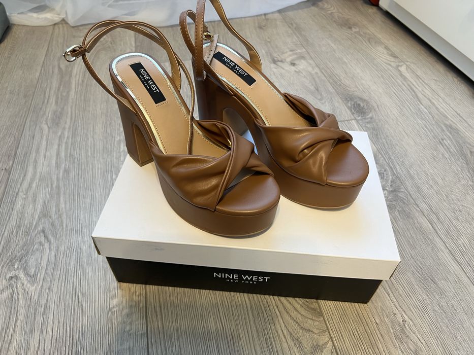 Сандали Nine West