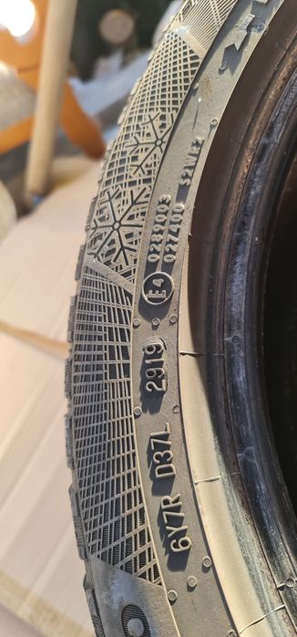 Зимни  гуми 225/45/17 като нови!