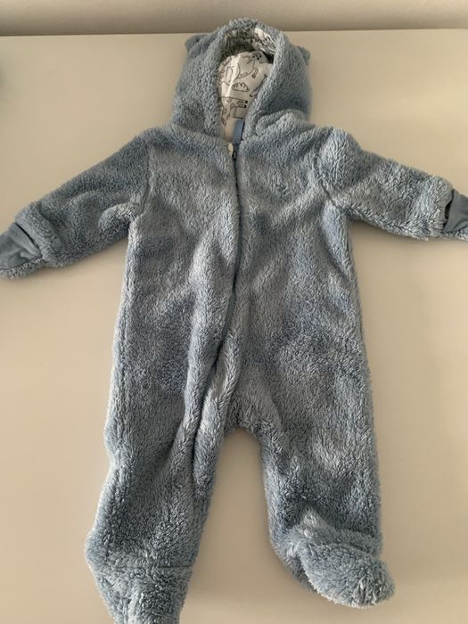 Продается детская теплая одежда для самых маленьких