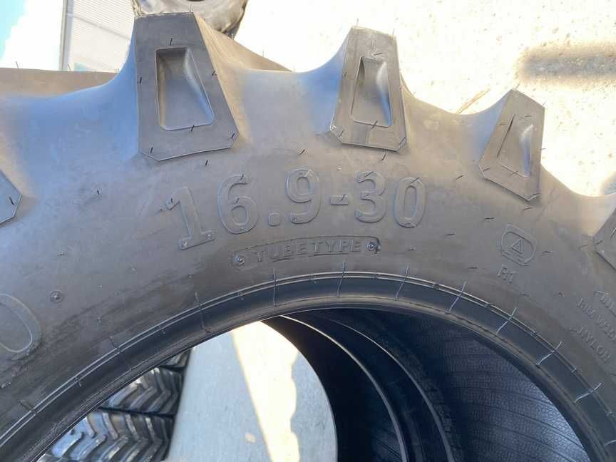Cauciucuri noi pentru tractor spate 16.9-30 cu 12 pliuri marca GRI