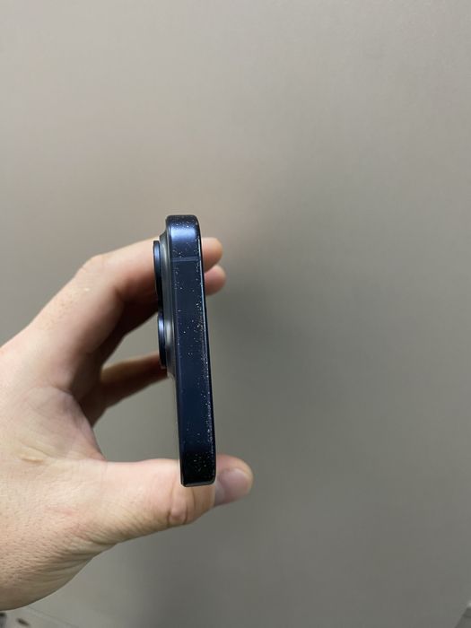 Продам iphone 15 pro 128gb