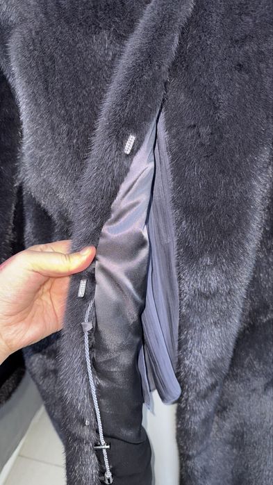 Продам Шубу новая