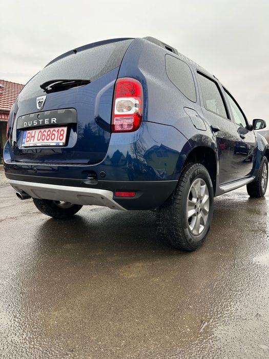Vând Dacia Duster 4x4