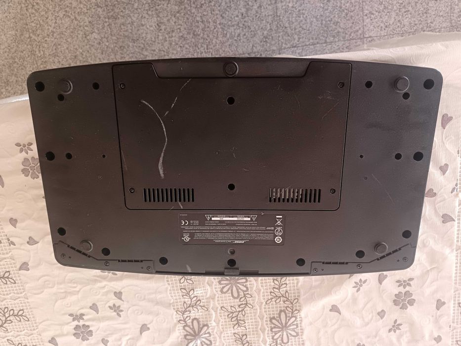 Vând soundbar bose funcțional