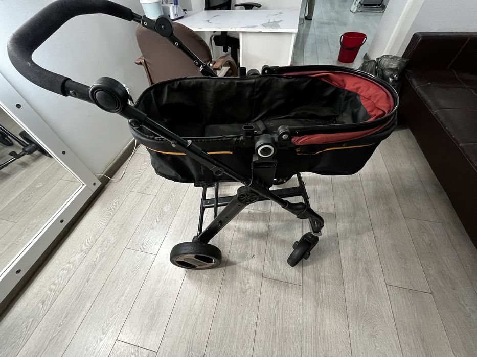 Продам складную коляску