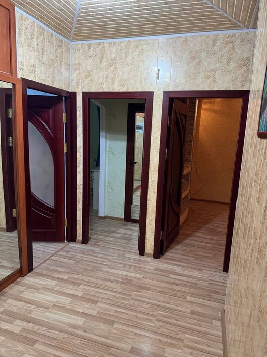 Продаётся 3-комнатная квартира в 10- микрорайоне
