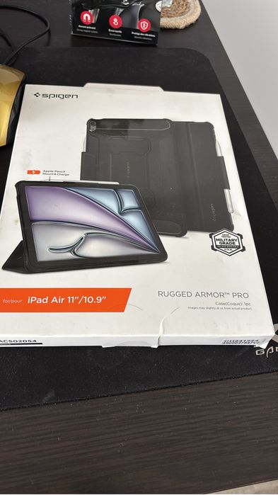 Husa Spigen iPad air 11” sau 10.9”