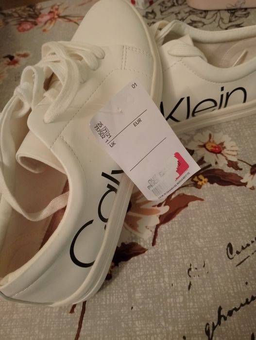 Adidași CK+inca o alta pereche diferită