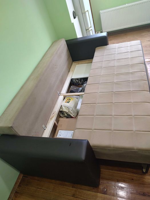 Диван с опция сън