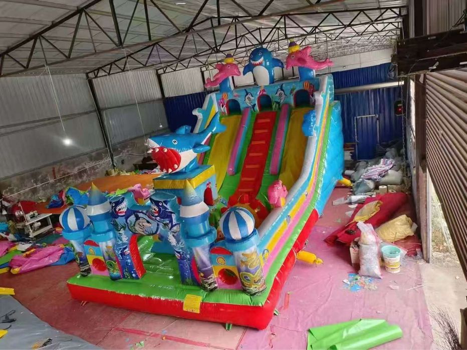 Батут надувной новый