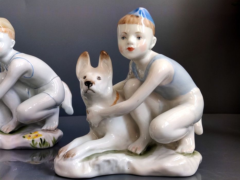 Статуэтка антикварное