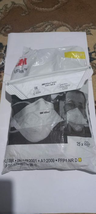 Маски респираторные, разные.