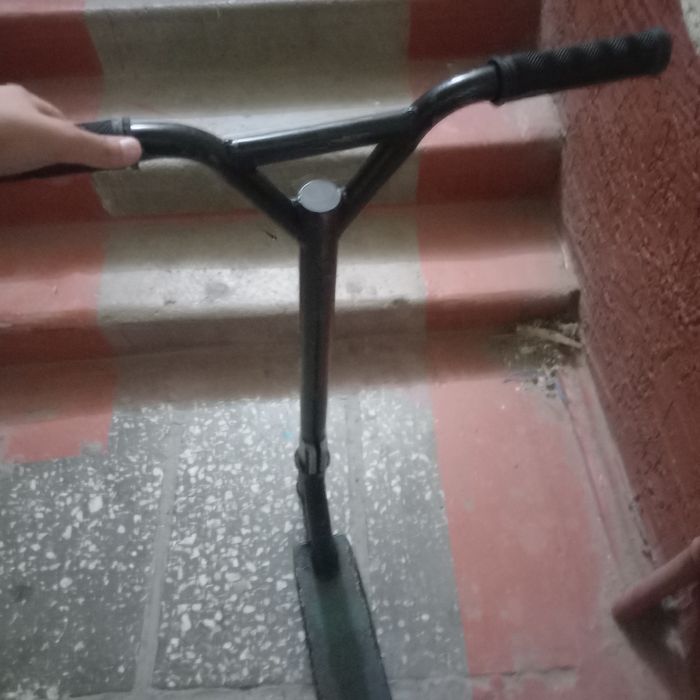 Продам самокат не дрого
