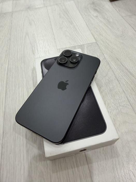 15 pro max 1Tb Black Titanium