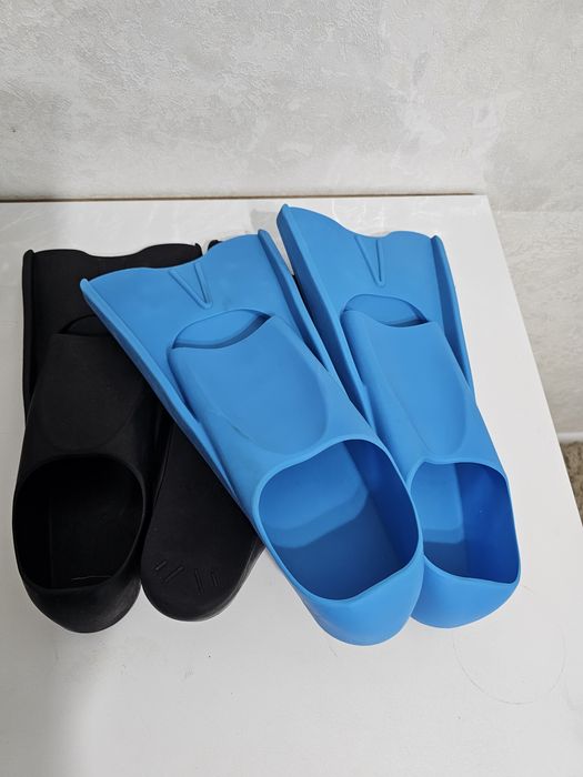 Продам ласты для плавания