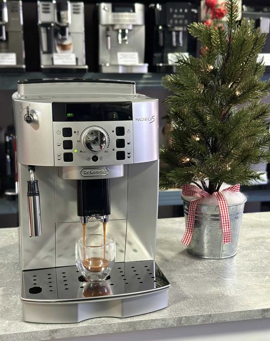 Кафемашина DeLonghi Magnifica S
