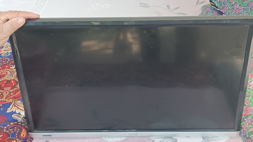 Artel 24 dyuymli televizor sotiladi