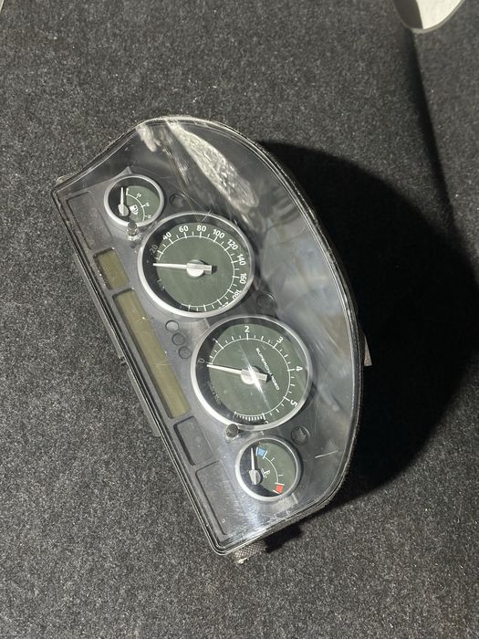 Щиток прибор Land Rover Range Rover L322