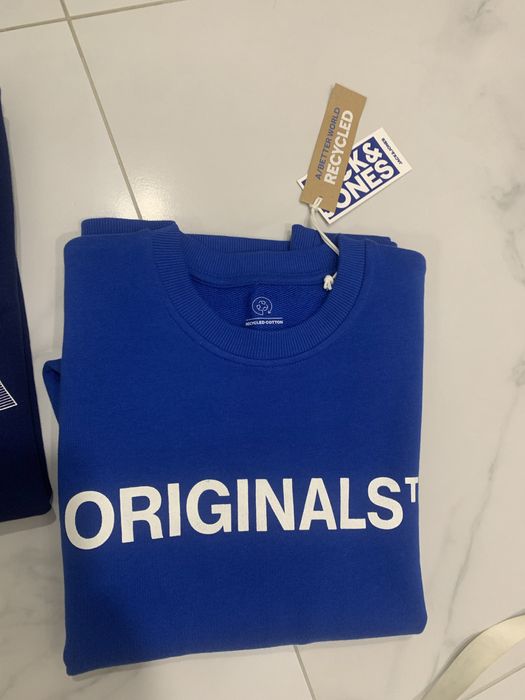 Нови маркови оригинални блузи за момче с ръст 152 см -12 години