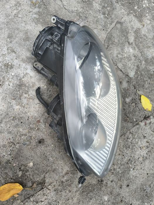 Far stanga  Vw  Golf 5 Jetta 3