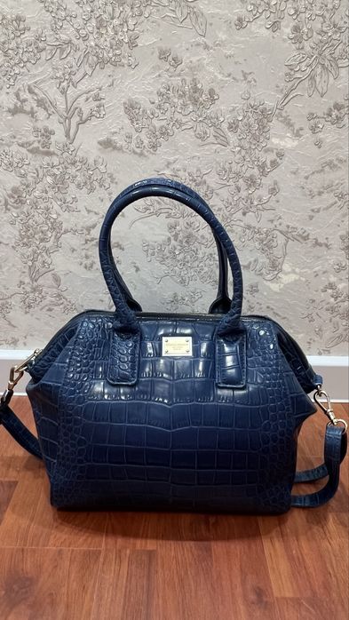 Сумка новая. Дешево. 5 тыс.