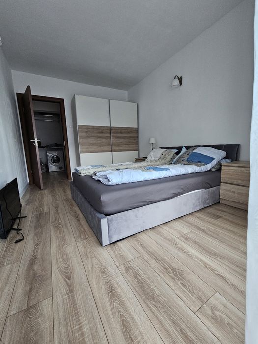 Apartament 3 cam Untold