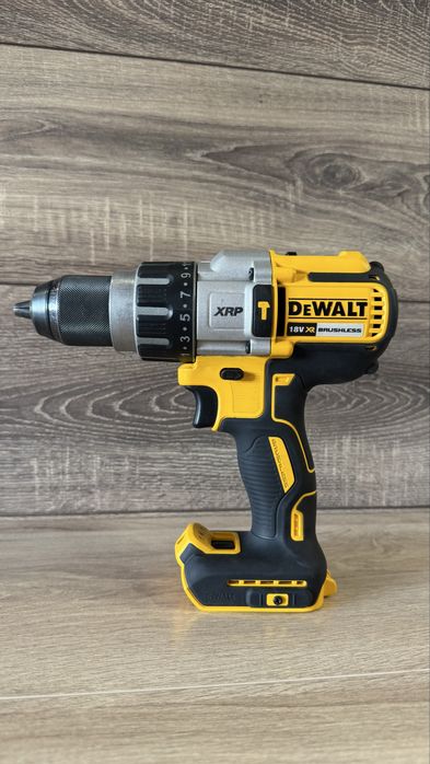 Продам: DeWalt  шуруповерт тушка DCD996P2