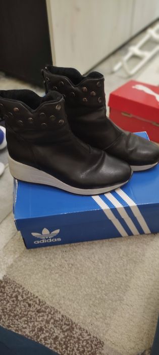 Дамски боти до глезена