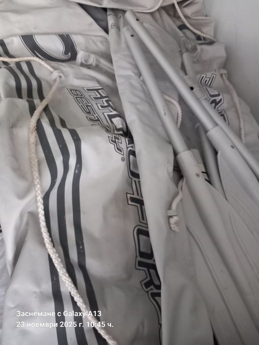 Лодка, ел. Двигател и др. За риболов