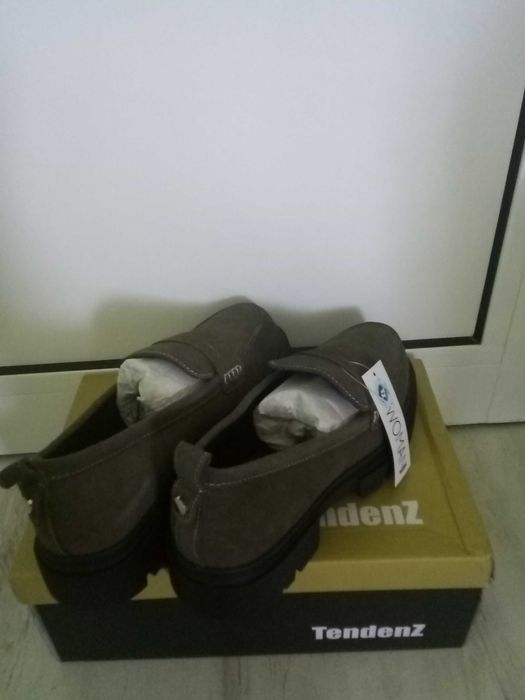 Нови велурени мокасини