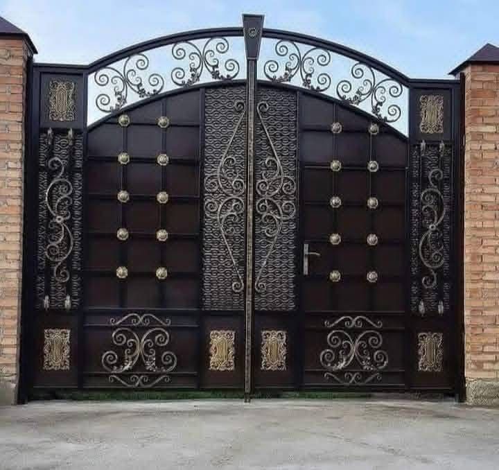 Porti regale din fier forjat