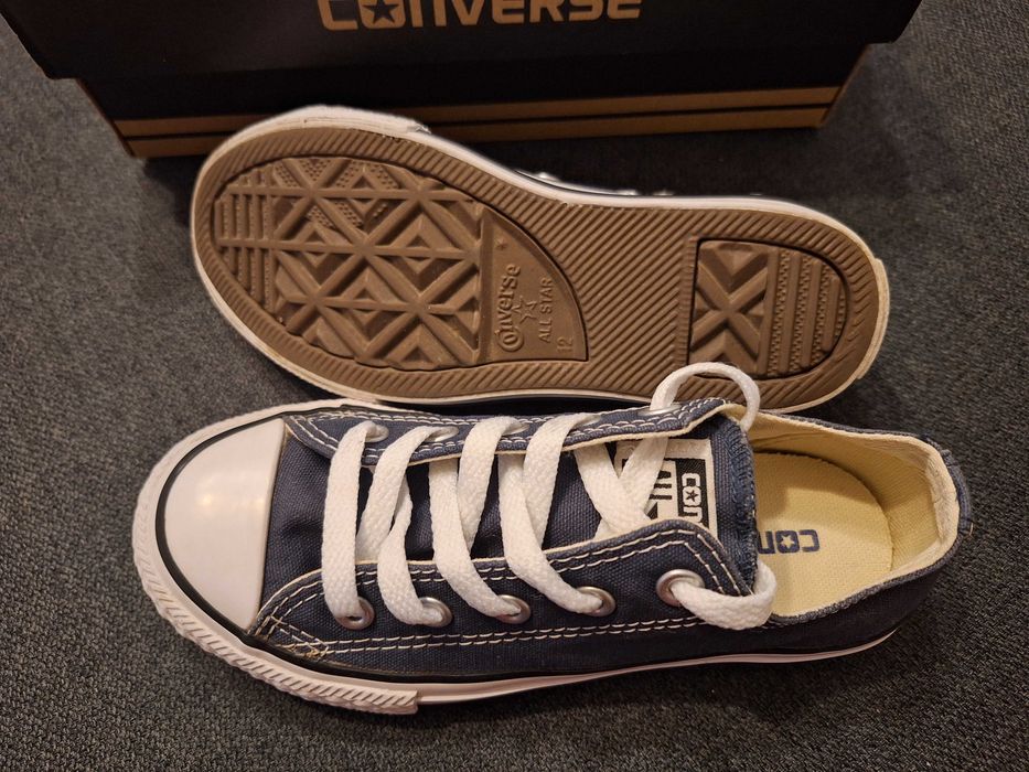 Детски кецове Converse 29 номер, като нови ЗАПАЗЕНИ