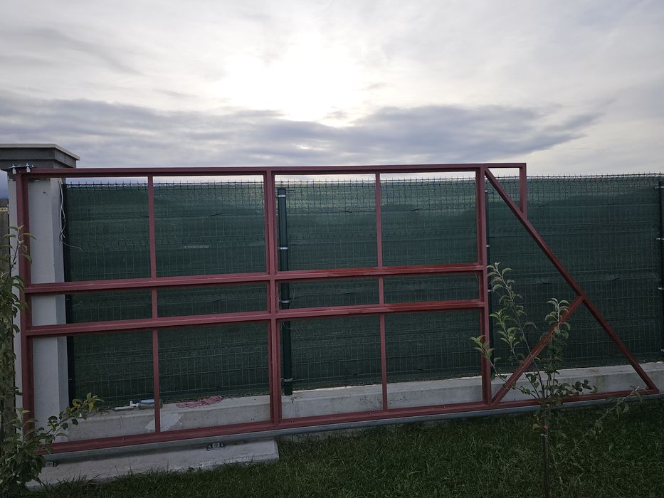 Vand poarta autoportanta