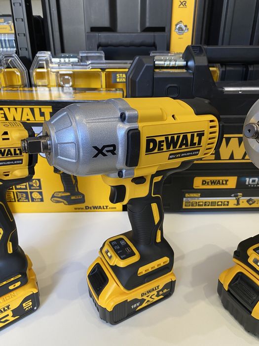Гайковерт DeWALT 18V