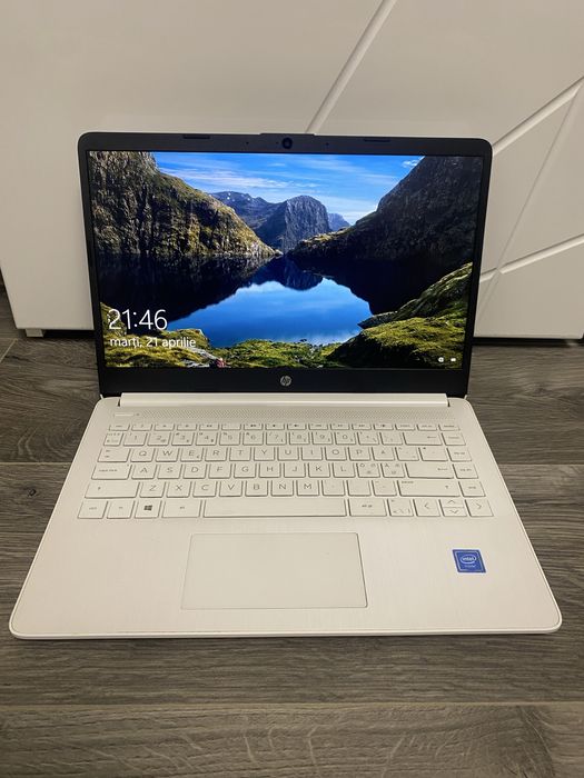 Laptop hp + incarcator