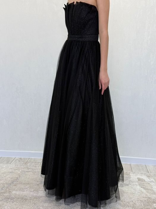 Вечернее платье с корметом