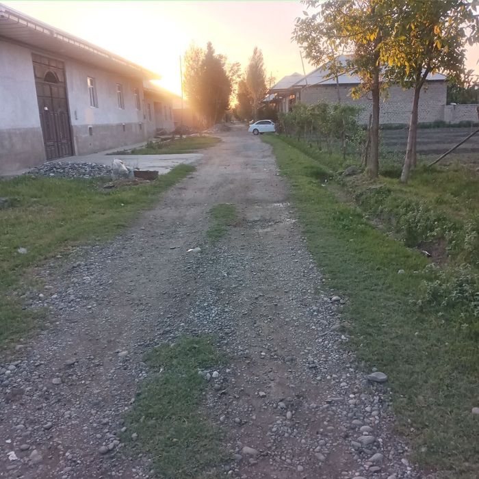 Uchaska sotiladi kelishamiz