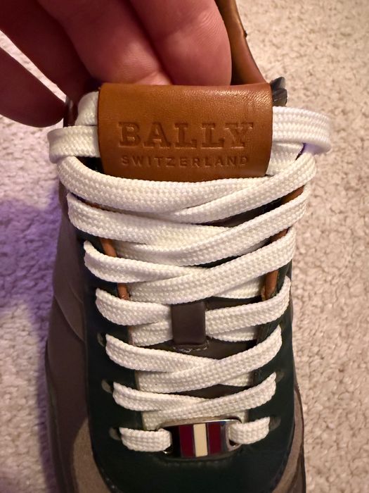 Bally                 .