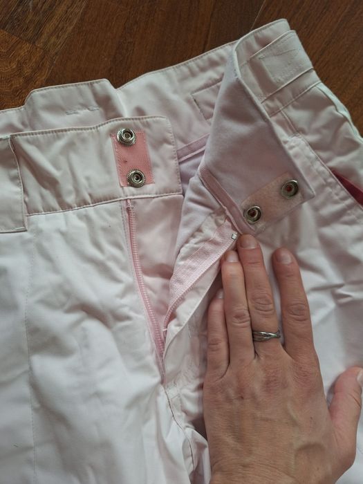 Billabong ски панталон - размер S и M Нов