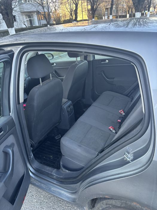 Golf plus 1,6 benzina