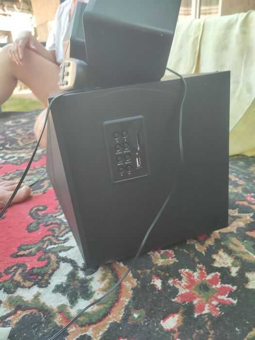 100000 kami bor yangi 5oy ishlagan