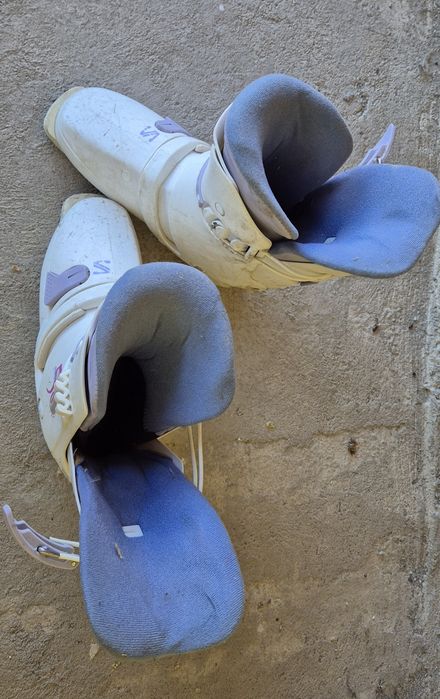 Стари ски обувки -3бр.