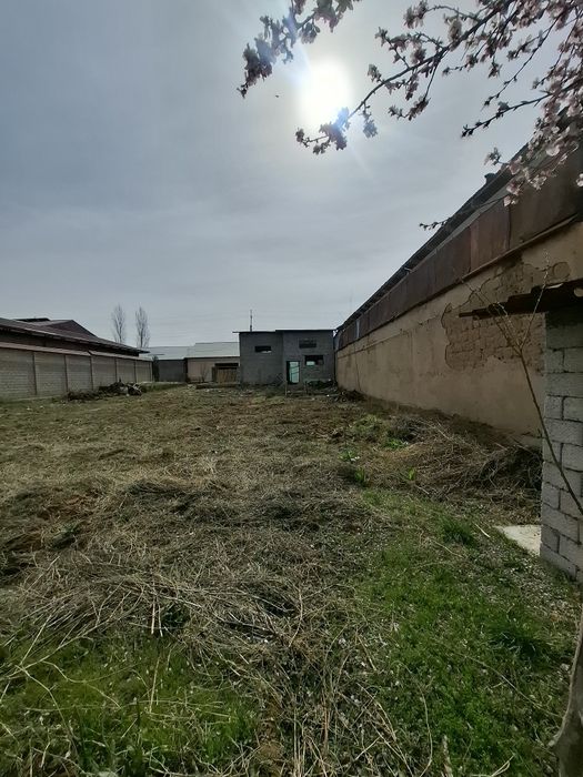 Продаётся...Земля с хорошей локацией в газалкенте 8 соток
